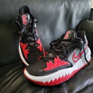 Nike Kyrie Low 4 TB Black University Red Bred